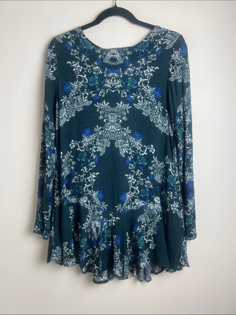 Free People Small Smooth Talker Long Sleeve Tunic Mini Dress In Emerald Green - Picture 2 of 9